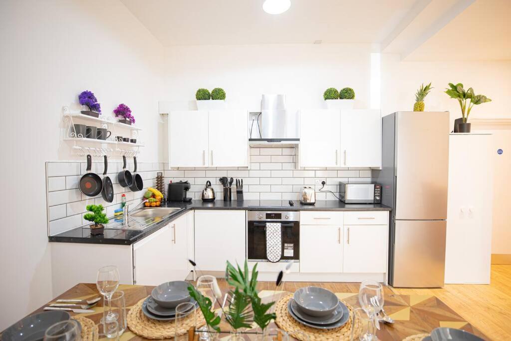 Perfect Location 4Bed 2 Bath Spacious Apartment Λονδίνο Εξωτερικό φωτογραφία